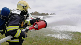 hasiči letadlo 1 received 416465969247125